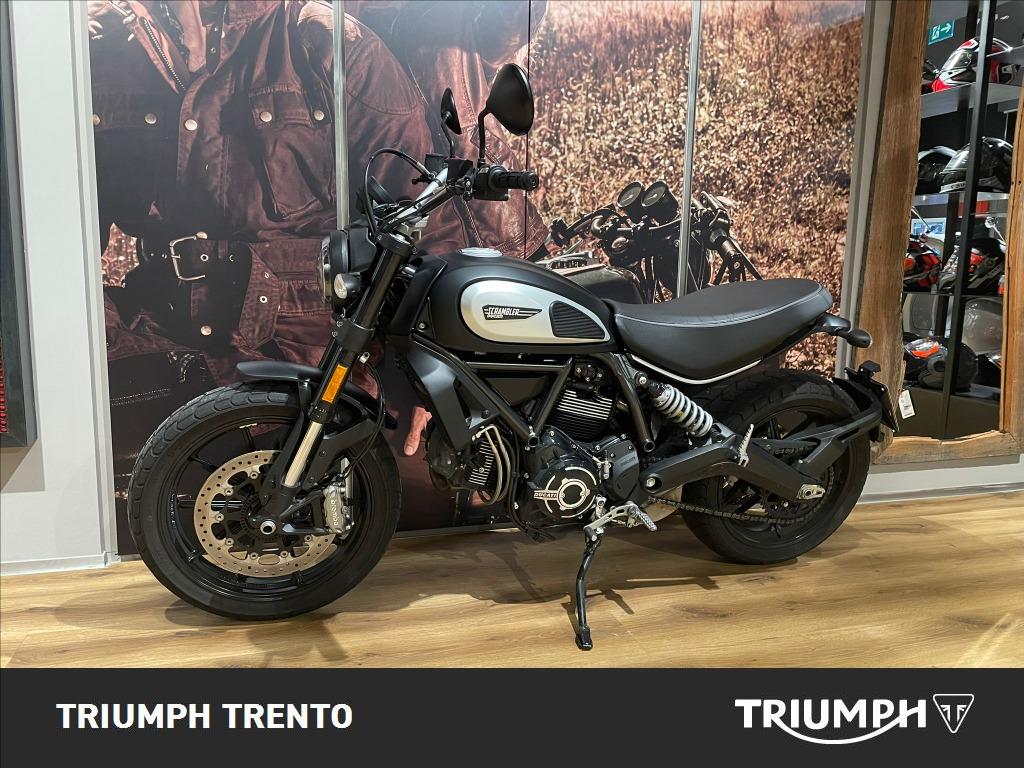 DUCATI Scrambler 800 Icon Dark